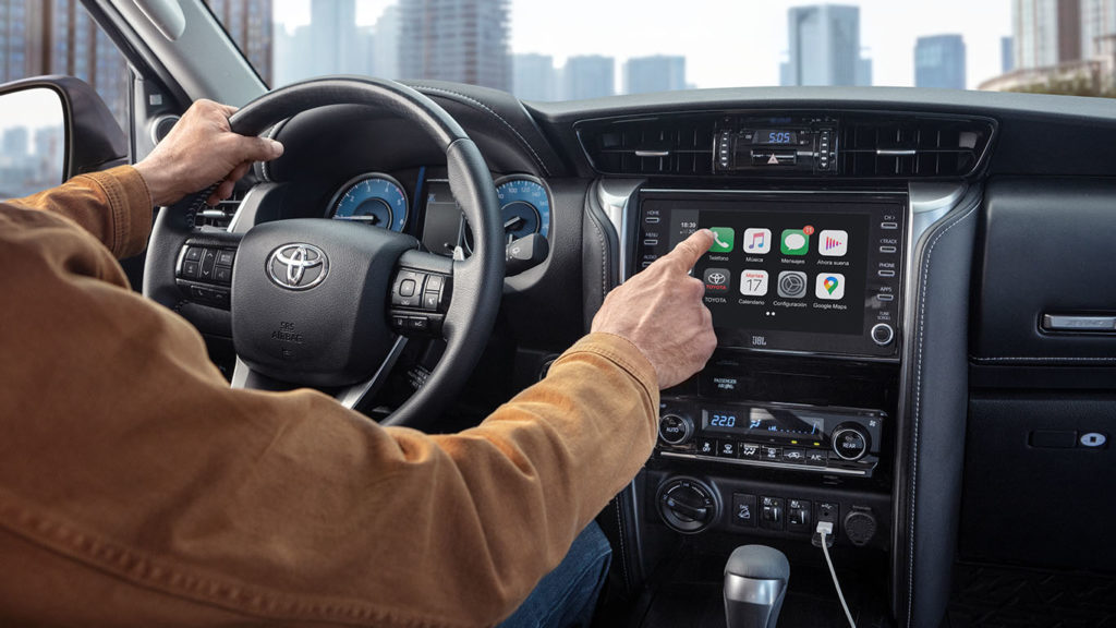 Toyota Fortuner 2021 Radio Smart